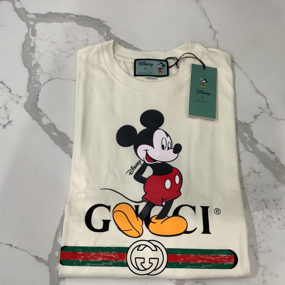 Gucci x Disney Logo Tee Shirt. Size Medium. Color Beige